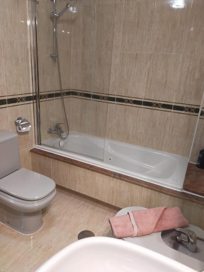 Estudio Tipo Loft En El Centro De Mugardos Exteriör bild